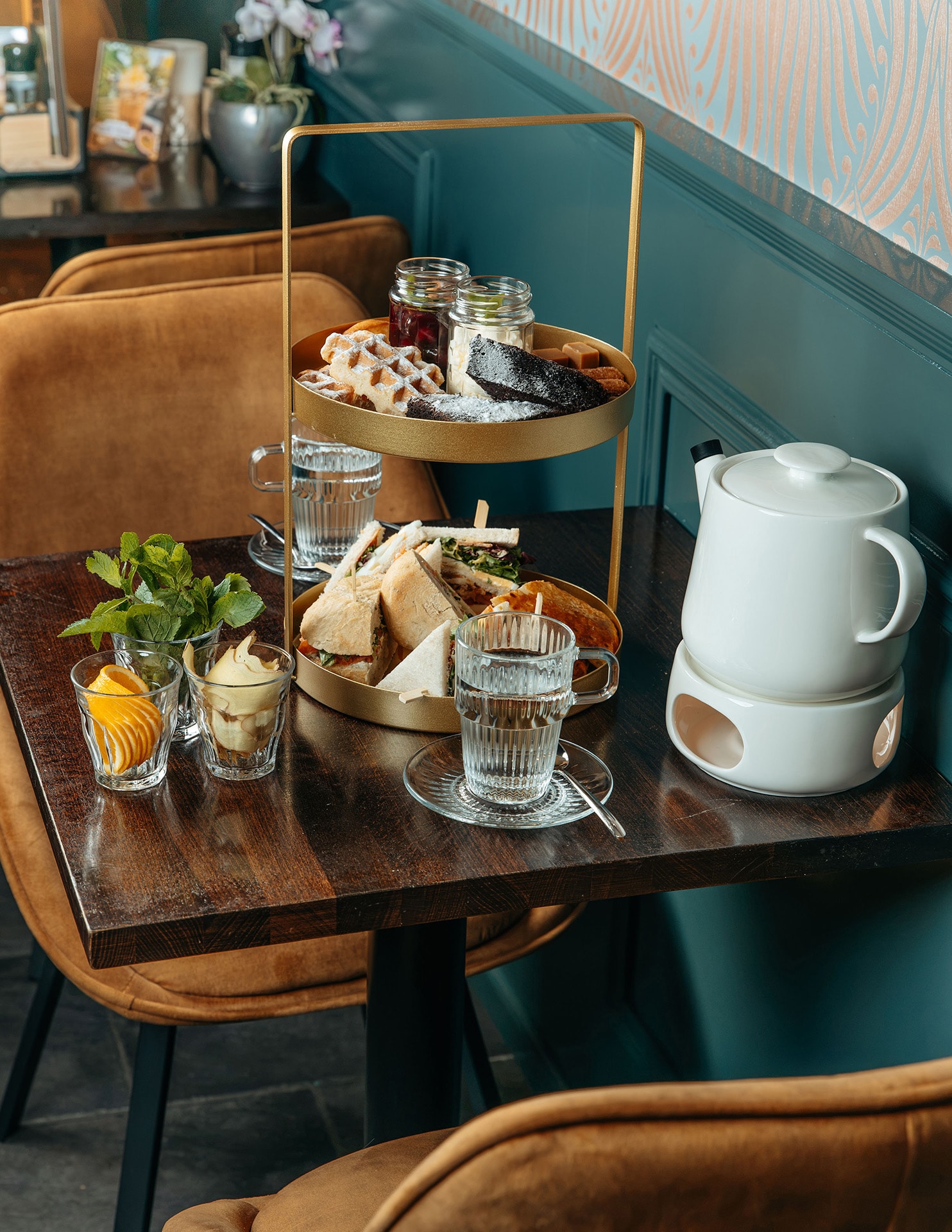 Reserveer een High Tea bij Labrochette Hoogeveen